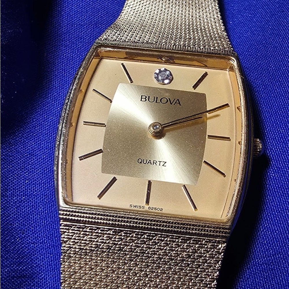 Bulova Vintage 1982 (P2) Classic Mens Tank Watch for Repair